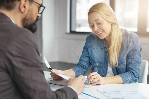 Quels sont les secrets pour structurer une présentation commerciale engageante et impactante ?